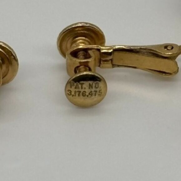 Vintage Earrings Dangling 13mm Faux Pearls, Gold Tone Chain, Screw and Clip Back - Picture 9 of 9